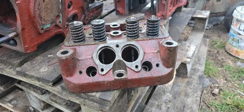 Oś  c360 zwolnice kompletna