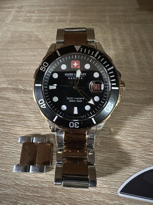 Часы Hanova Swiss made