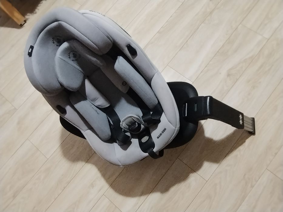 Fotelik samochodowy 360 Maxi Cosi mica i-size 0-15 kg