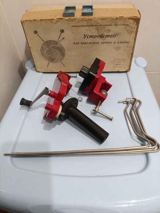 Моталка Устройство для перемотки пряжи в клубок СССР пристрій