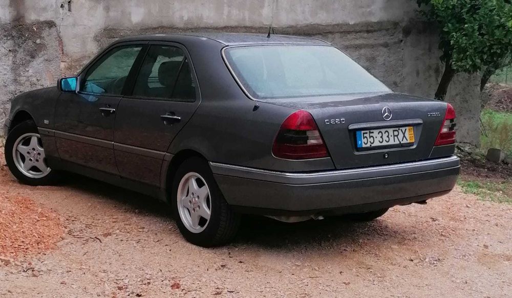 Mercedes c220, ano 97, com bomba avariada
