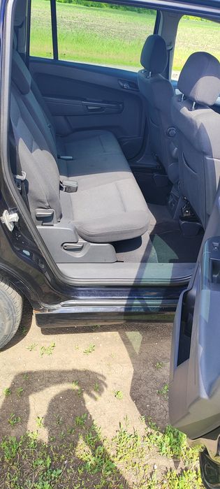 Продам Opel Zefira B