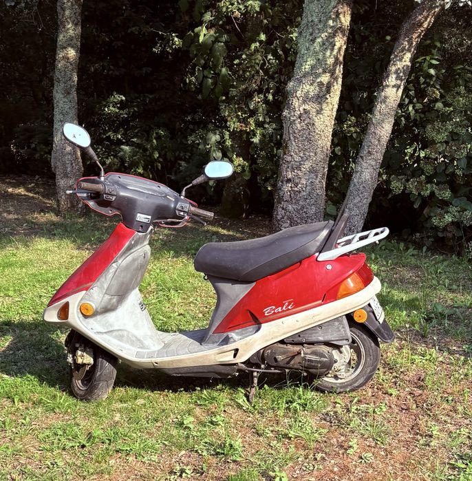 Honda Bali em muito bom estafo - poucos km’s e muito fiável