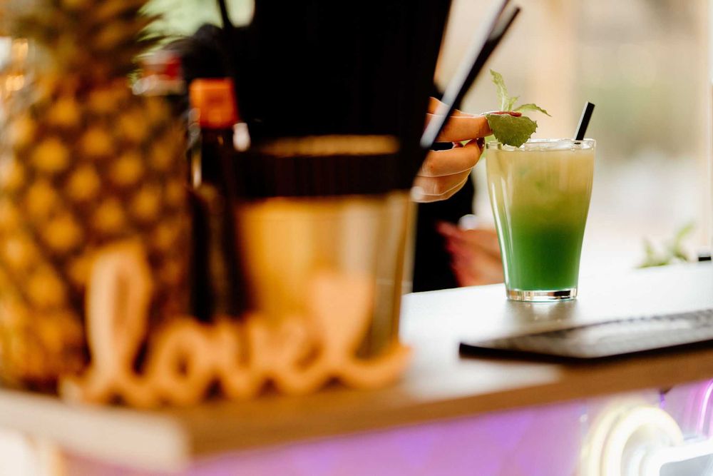 Mobilny drink bar, Obsługa & Usługi barmańskie - wesele, event i inne!