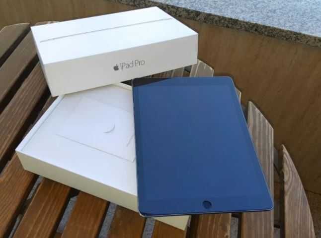 32GB iPad Pro 9.7, 4G Cellular Version, Affordable and Like New64752186524163121