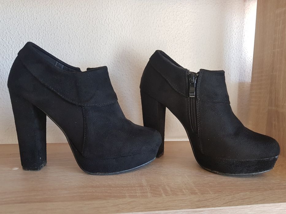 Botins              .