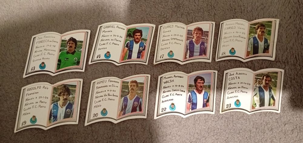 Cromos caderneta Bola ao Centro