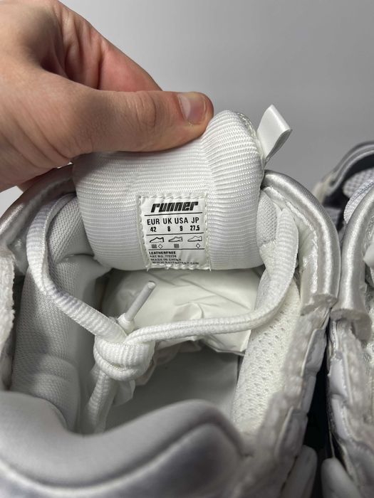 BALENCIAGA Runner кроссовки белые кеди кеды кросівки білі 42 43 44 40