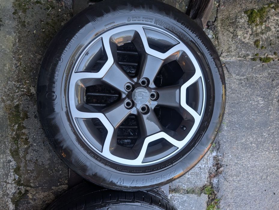 Felgi Subaru komplet 4 szt  17 cali  5x100 opony Continental  ContiPremiumContact
