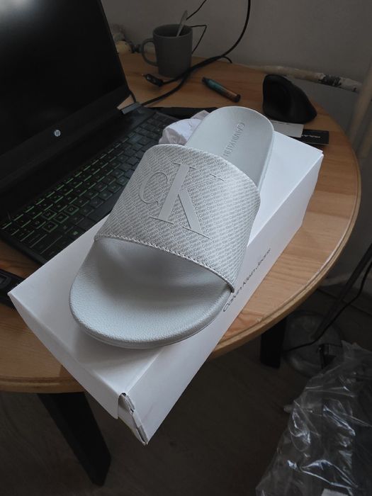 Klapki szare 43 meskie oryginalne