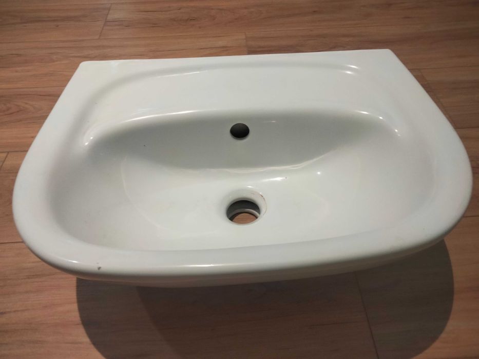 Umywalka koło 46/36