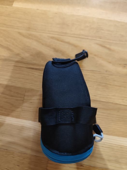 Sakiewka rowerowa pod siodełko