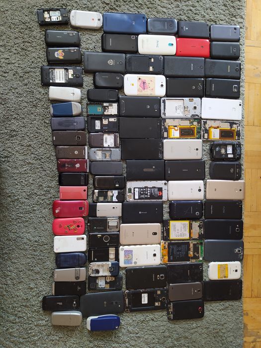 Telefony Mix Zamienię na 2 sprawne smartphony