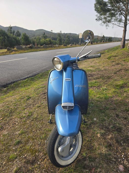 Vendo lambreta do Ano 1963