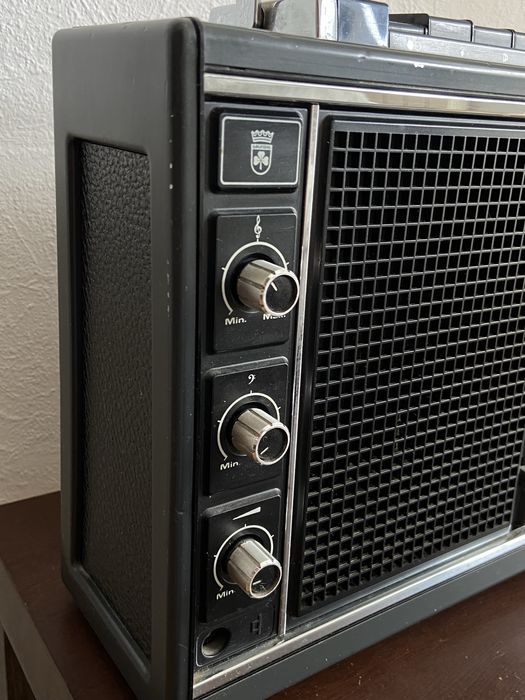 Радіо grundig satellit 2100 Німечина