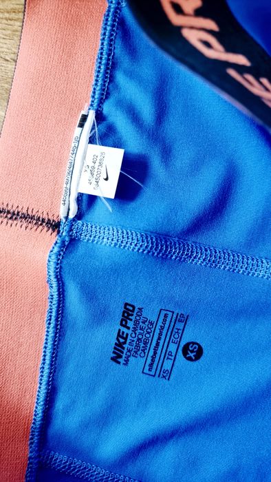 Legginsy rybaczki Nike Pro dri-fit 3/4 Legginsy
