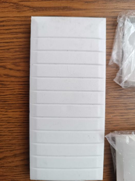 Maskownica modułów do rozdzielnic