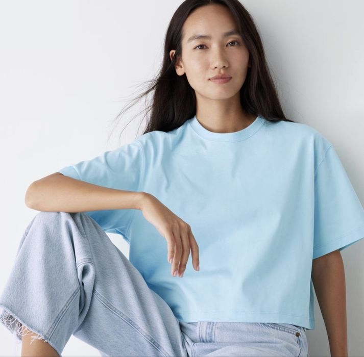 Стильная футболка Uniqlo,размер М