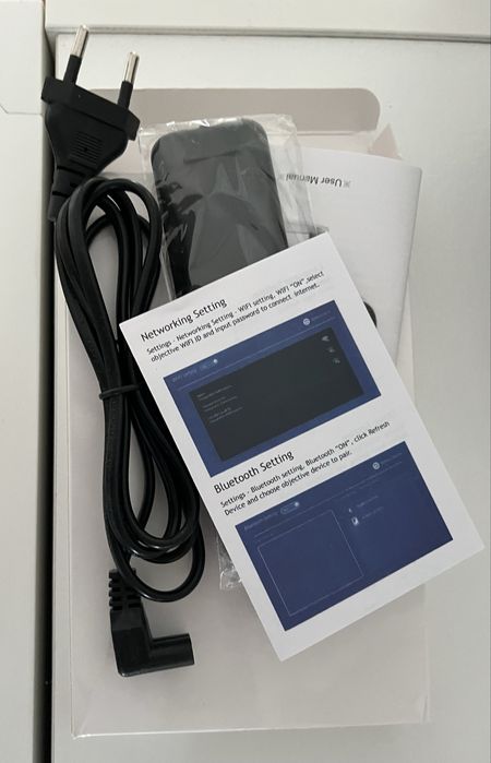 Mini Projetor Portátil WiFi Netflix 1080p - NOVO ( em caixa )