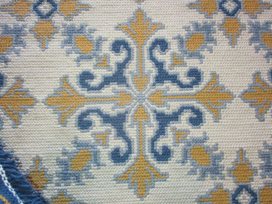 Tapete de Arraiolos c/ almofada 1,8m x 1,2m