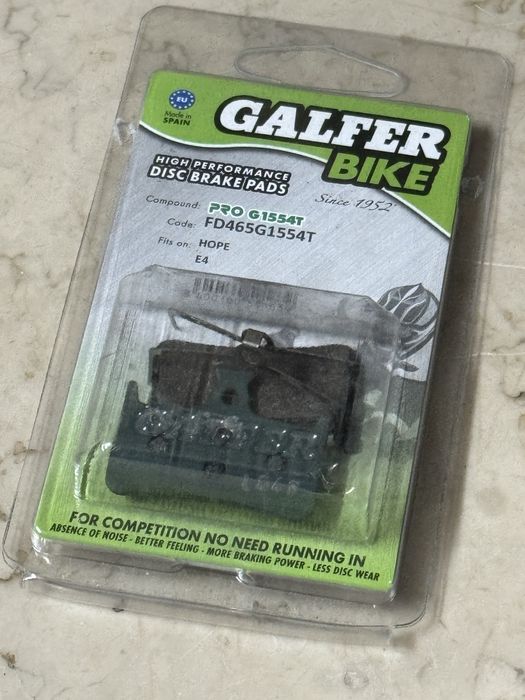 Pedais Novos Ritchey  Selim Fizik pastilhas Galfer Hope