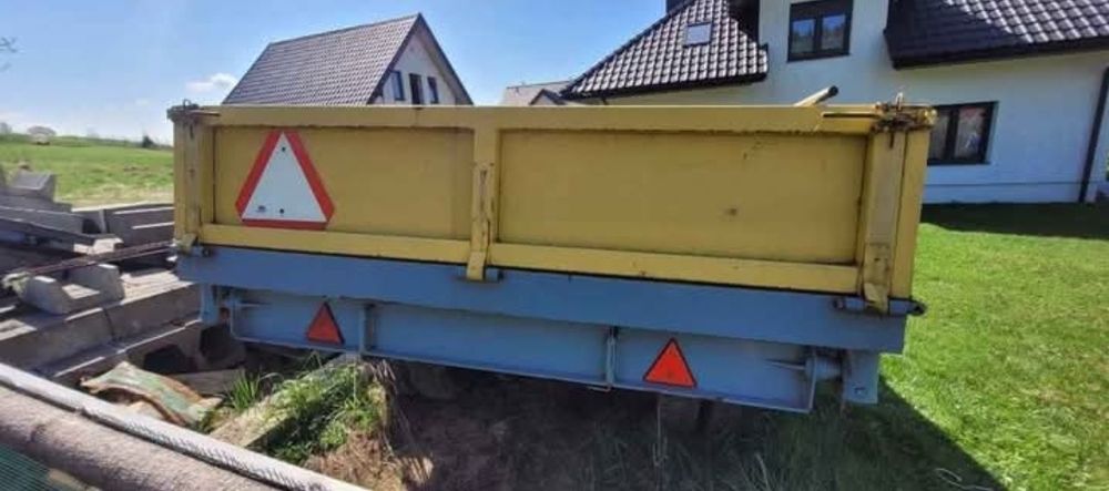Przyczepa z kiprem
