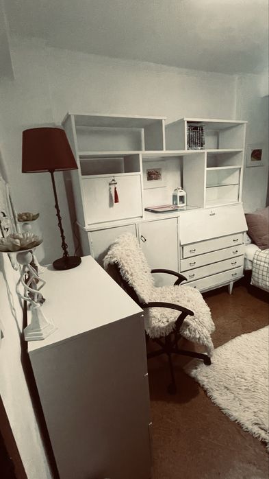 Arrenda-se Quarto