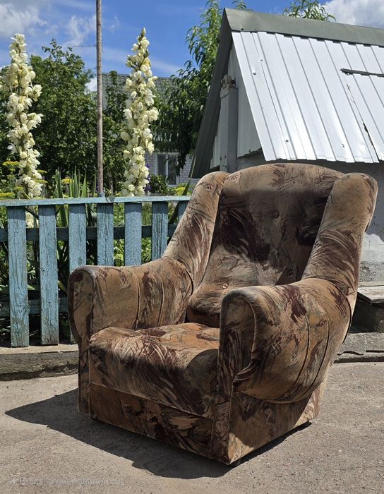 Крісло м'яке б/у