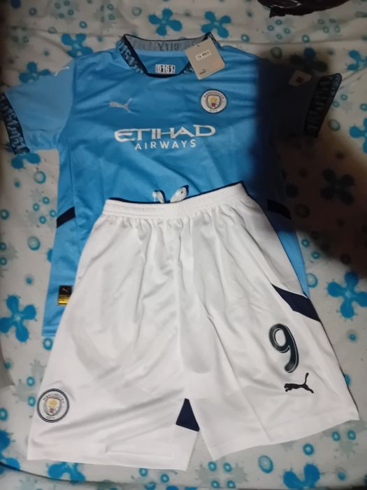 Equipamento haaland Manchester city criança