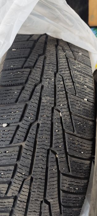 Зимняя резина nokian r 15: 1 000 грн. - Автошини Запоріжжя на Olx