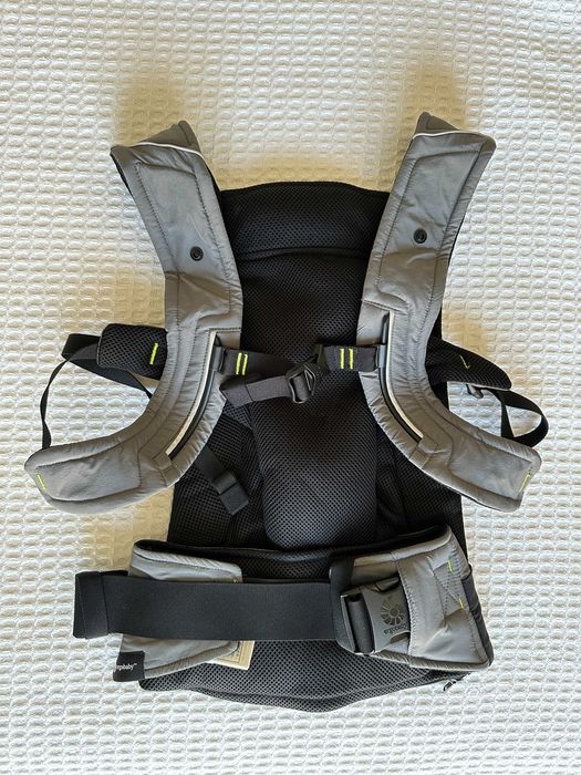 Porta-bebés Ergobaby Away NOVO