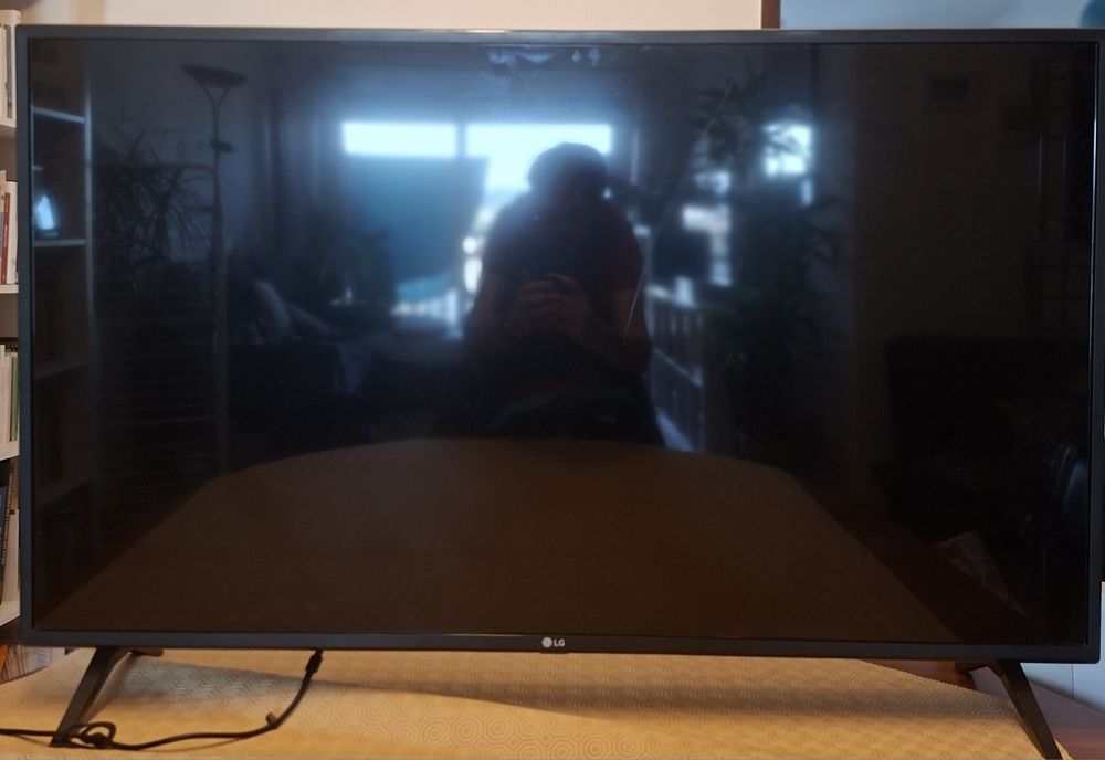 TV LG Smart 43" 2022