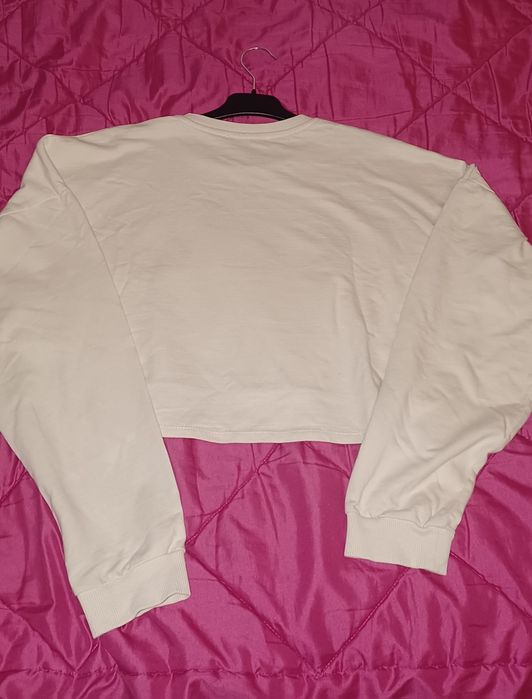 Camisola curta Bershka