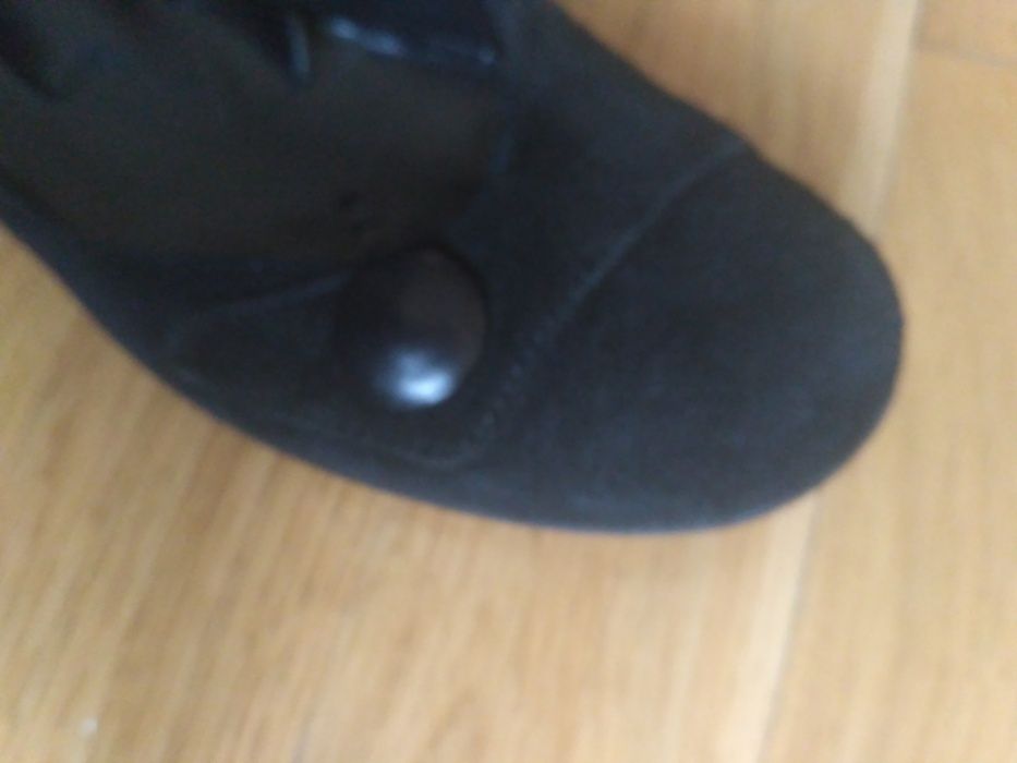 Buty zamszowe niski obcas 38 Sagan