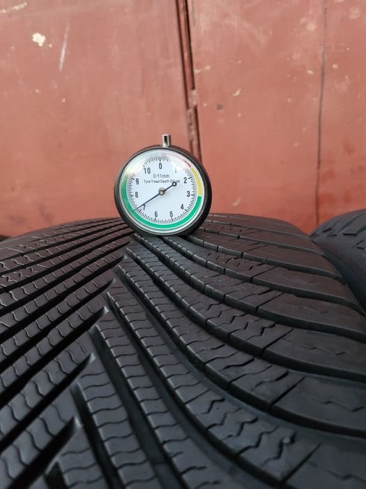 225/55/17 R17 Michelin Alpin 5 RunFlat 4шт ціна за 1шт шини