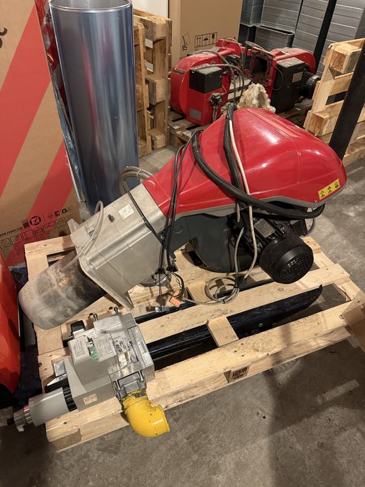 Palnik olejowo-gazowy Riello RLS 70 814 kW 2 szt