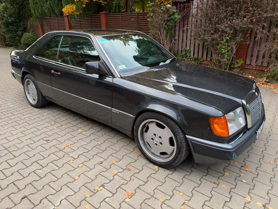 Mercedes-Benz W124