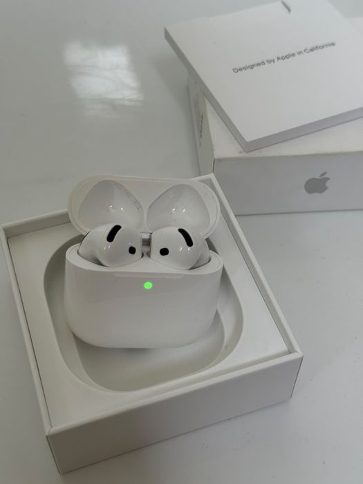 Airpods 4 com caixa como novos