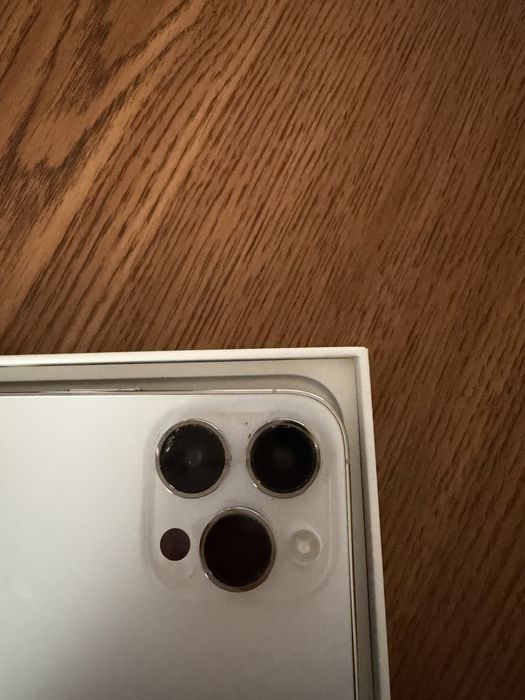 iPhone 14 Pro Max srebrny