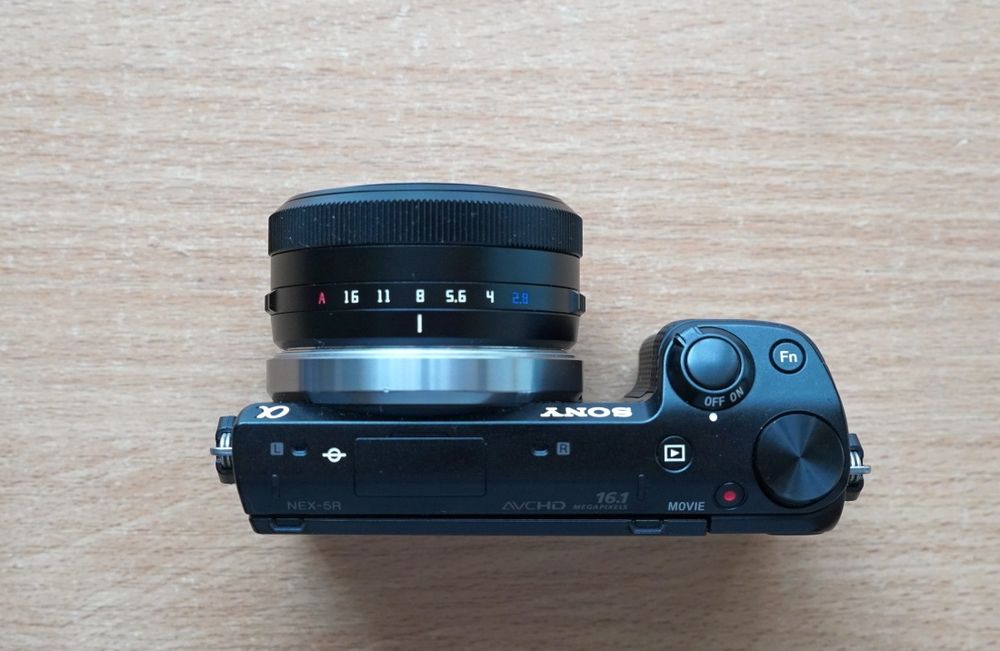 TTartisan AF27 mm f2,8 для Sony E