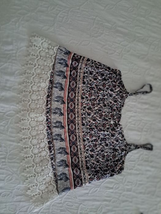 Top tecido e renda s