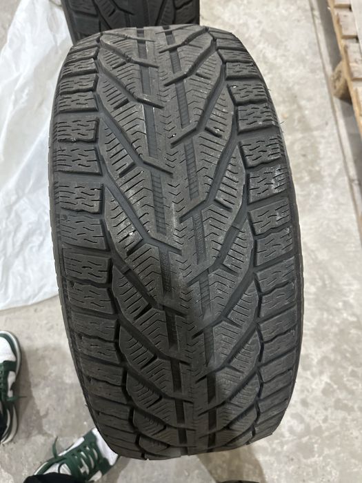 Strial 255/55/18 зима