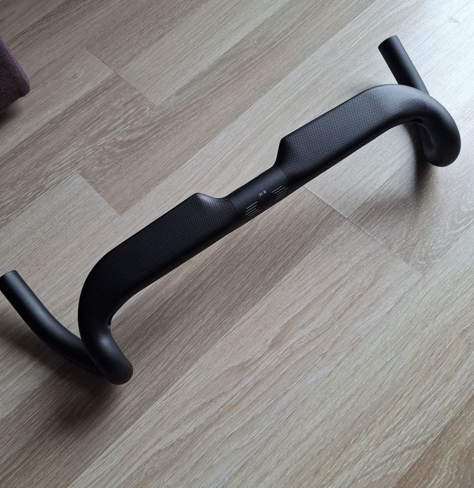 Nowa kierownica carbon gravel flara szosa