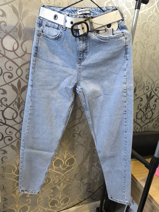 Продам оптом  жіночі джинси моми