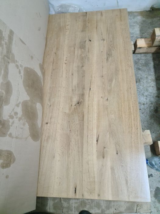 Стільниця з масива дуба широколамельна