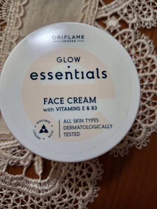 Creme de Rosto com Vitamina E e B3 Oriflame 75ml