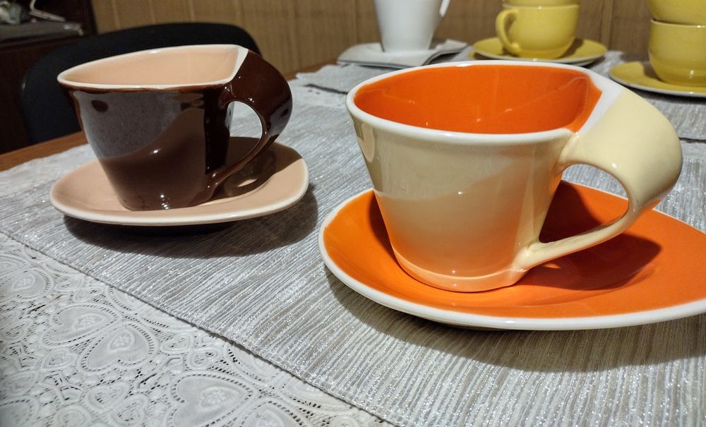 Dwie ozdobne filiżanki 300 ml