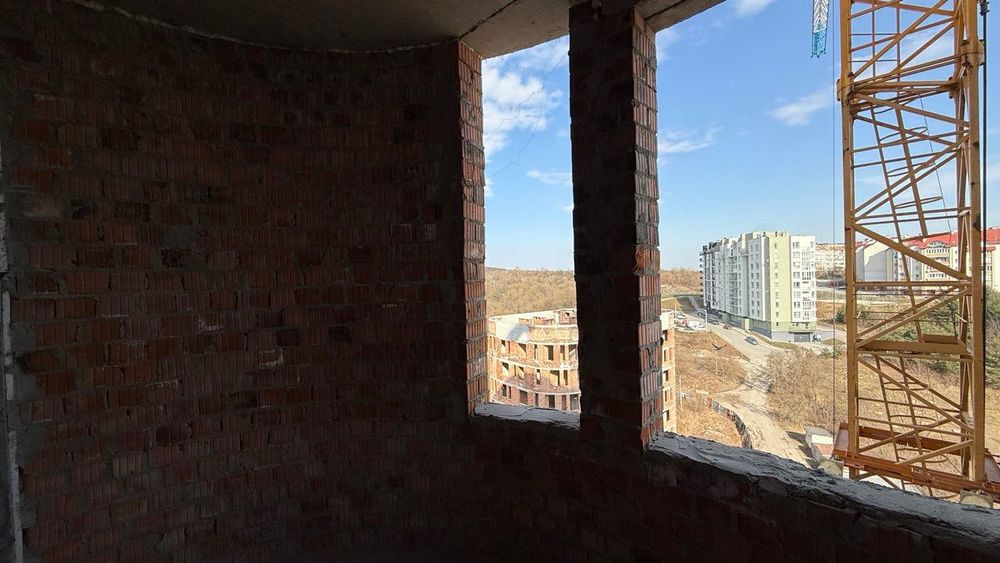 Продаж 2-кім. квартири 65 м²/вул. Миколайчука, 38/Орлика/Галжитлобуд