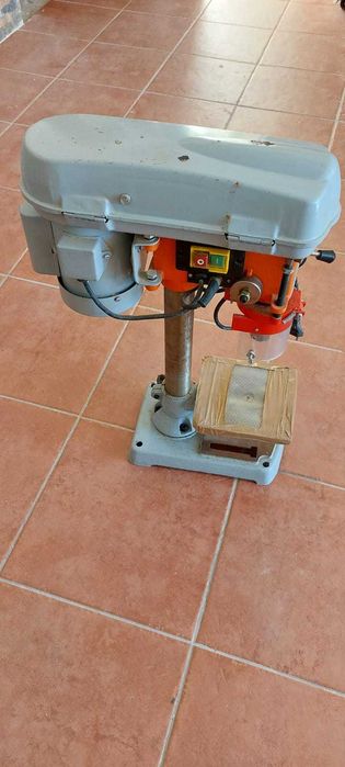 Berbequim de bancada Einhell