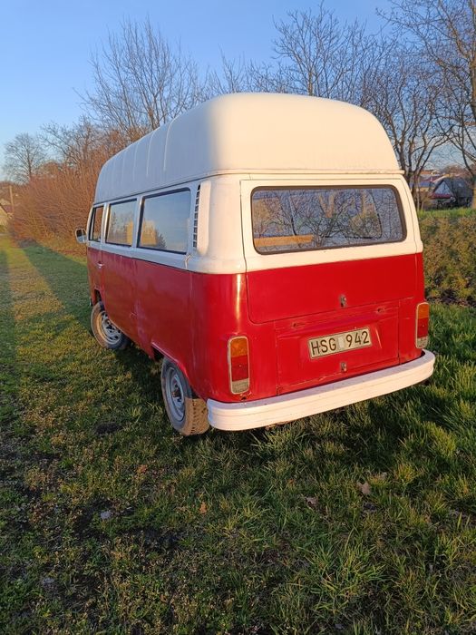 Volkswagen T2 1.8 B